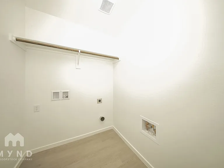 9716 NW 124th St — Photo 17