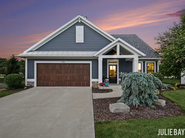 7955 Whistle Creek Ct SW, Byron Center, MI 49315