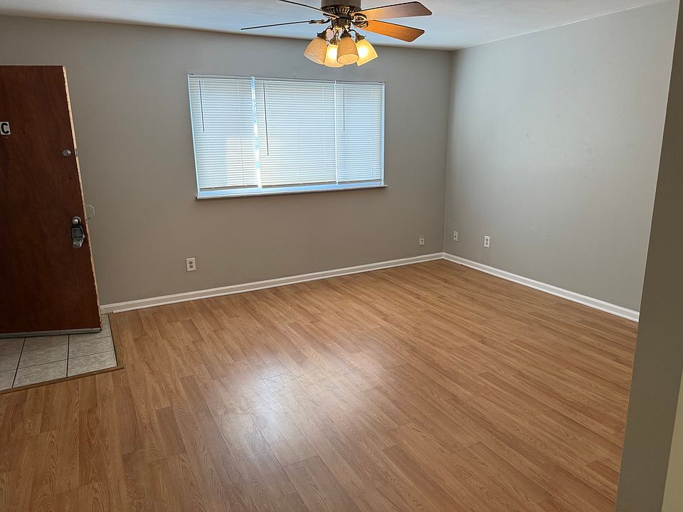 1st image of 1995 Lemay Ferry Rd APT C