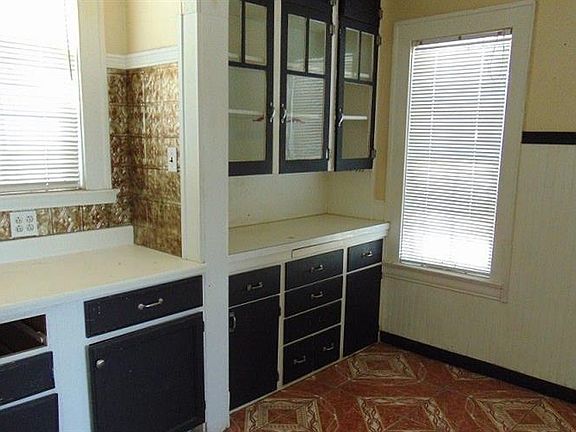 5th image of 318 N Grant Ave