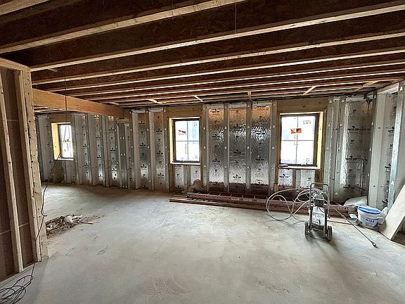 5th image of 4369 Pine Meadows Trl