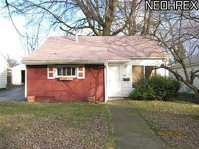 1st image of 1061 Merton Ave