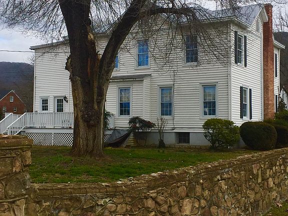 3rd image of 2111 Maple Ave