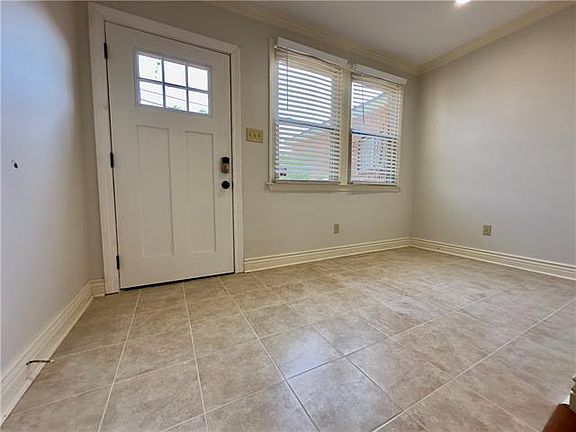 2nd image of 4232 Cadiz St