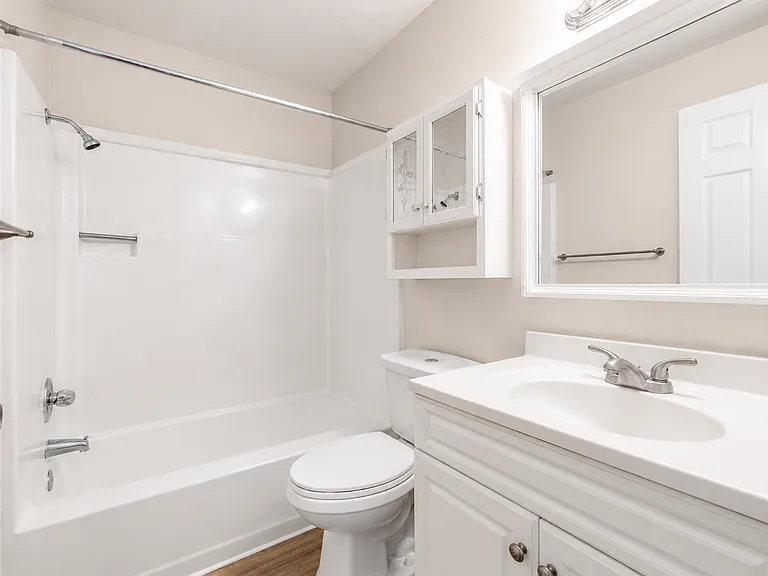 728 W Sacramento Ave — Photo 13
