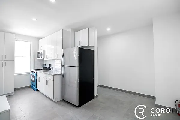 Rented by Coroi Corp | media 5