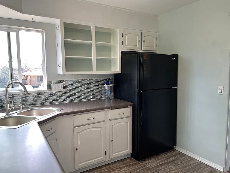 4549 W Dakota Ave — Photo 3