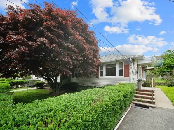 1180 Main St #2, Waltham, MA 02451