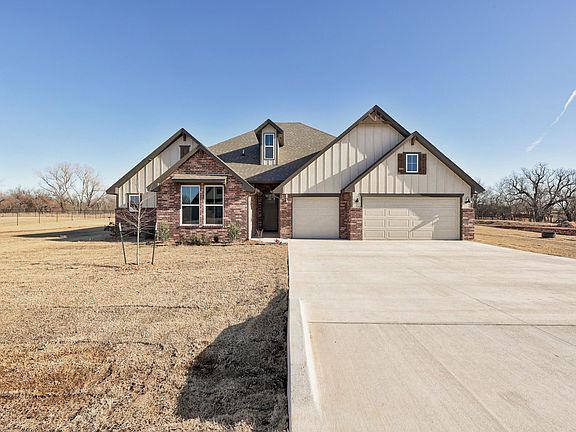 3rd image of 14680 Rushbrook Dr