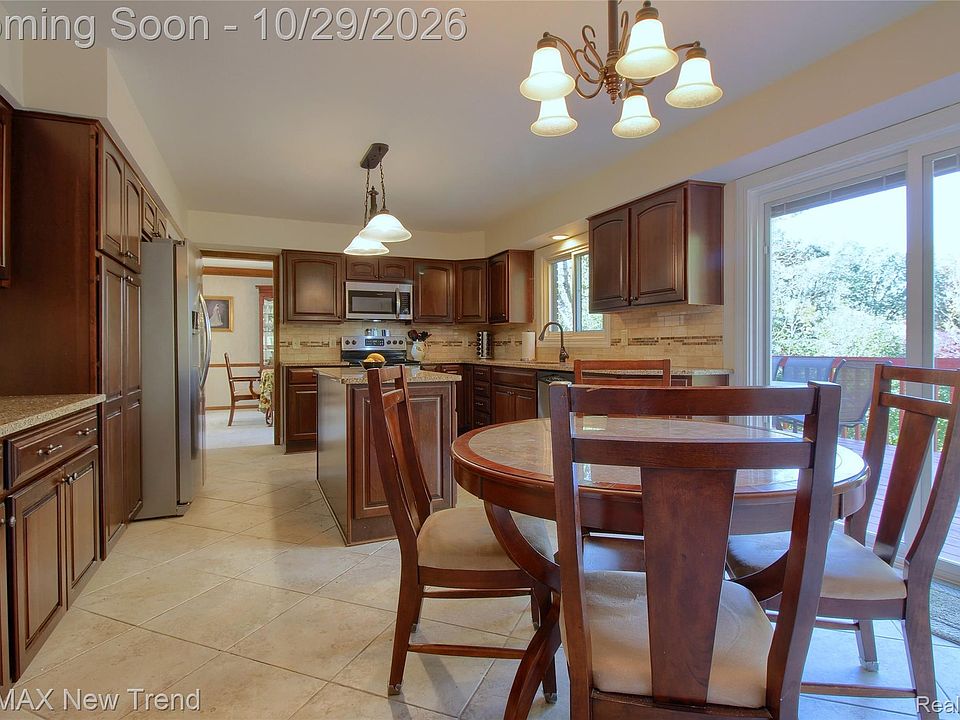 25458 Witherspoon St, photo 9