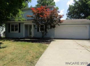 2342 Amy Dr, Lima, OH 45807