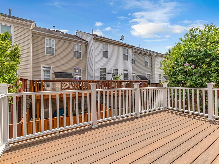 5937 Kirkcaldy Ln — Photo 22