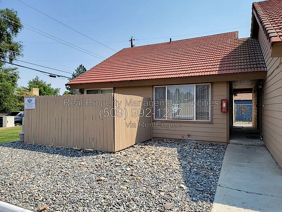 2nd image of 1025 W Entiat Ave #A2