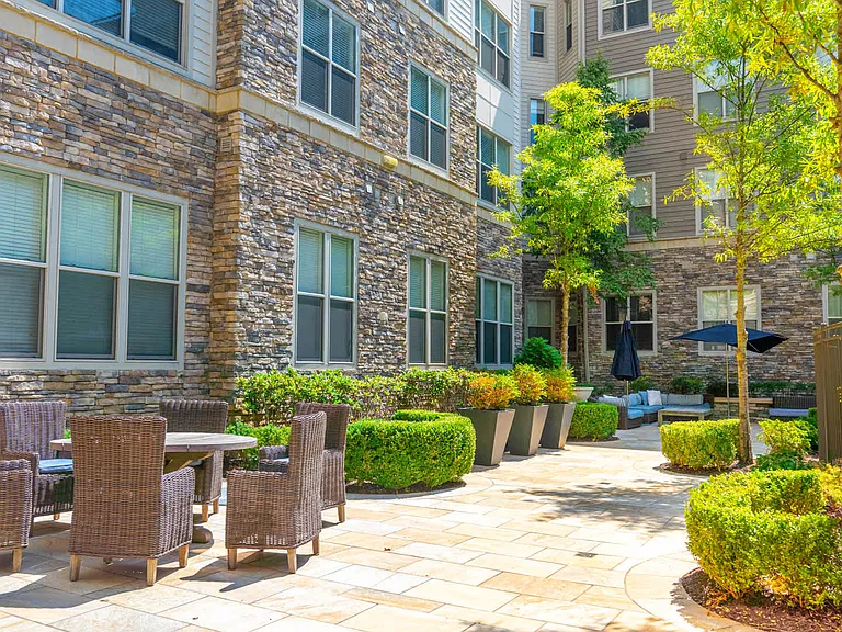 Outdoor Lounge
