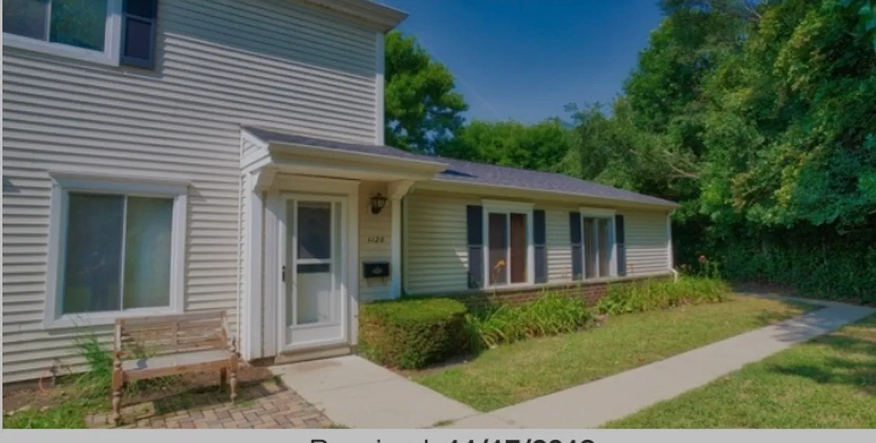 2 bed, 920 sqft, $2,000 — Photo 1