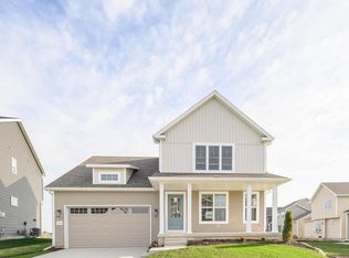 407 Crusader Point, Waunakee, WI 53597