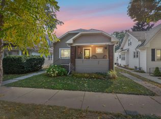 3607 Wright Ave, Racine, WI 53405