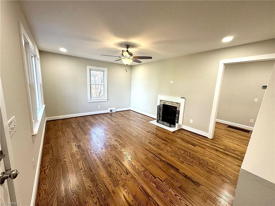 198 Victoria St, Elkin, NC 28621 MLS 1125285 Zillow