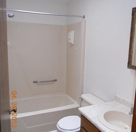 5th image of 644 Oakview Dr