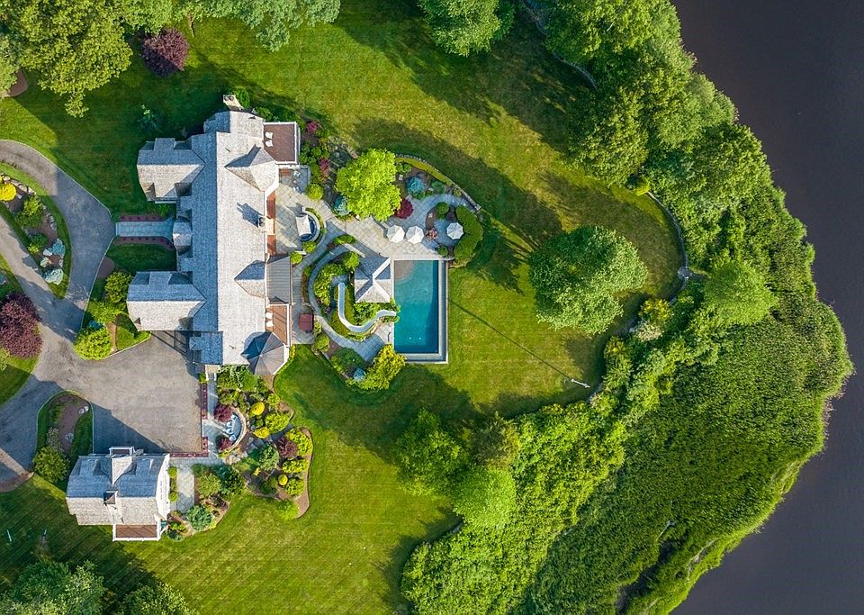 1 Old Farm Rd, Berkley, MA 02779 Zillow