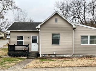 327 Rotary Rd, Huntington, WV 25705