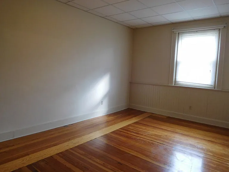 140 Snider Ave — Photo 13