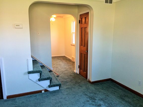2nd image of 20448 Lake Shore Blvd