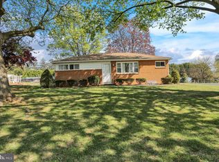 926 Lobelia Ave, Reading, PA