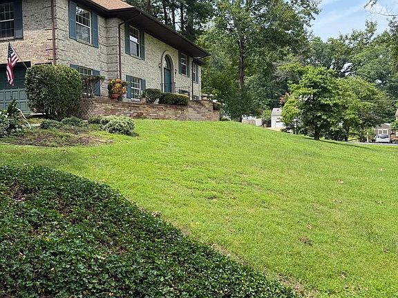 3rd image of 1032 John Paul Jones Dr