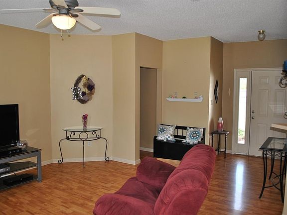 3rd image of 14834 Carrol Dr