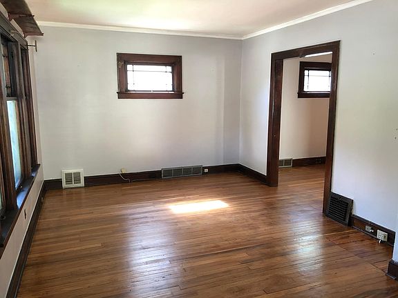 2nd image of 12505 Lenacrave Ave
