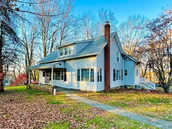 1 Flanders Rd, Mount Olive Twp., NJ 07828
