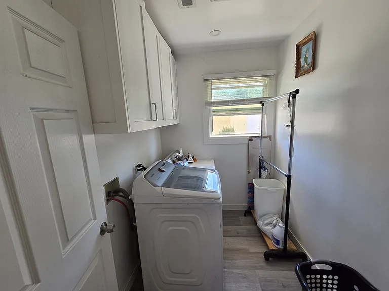 13166 Phillippi Ave — Photo 25