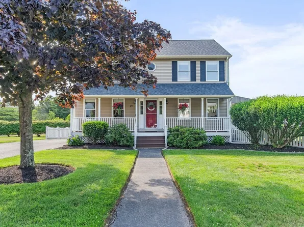 29 Wright Cir, Attleboro, MA 02703