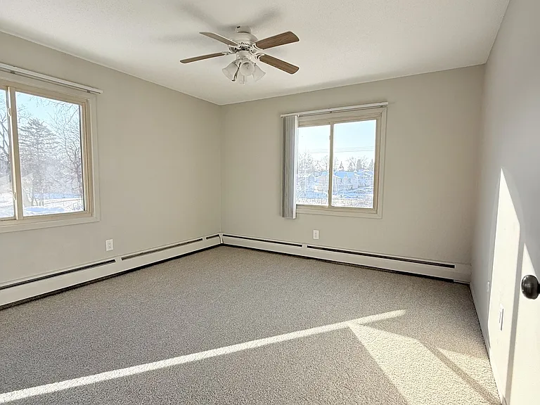 Parkview Apartments — Photo 22