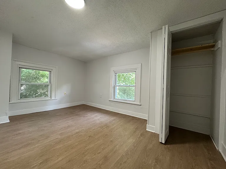 55 Thompson St #2L — Photo 12
