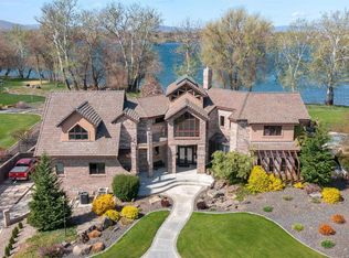 12520 E Eagle Reach Ct, Pasco, WA 99301