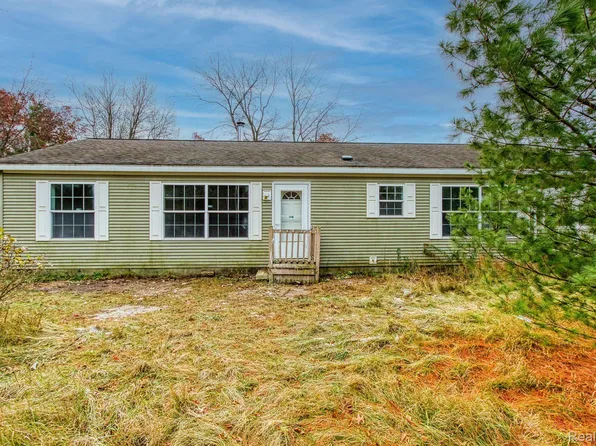 3510 Elbow Lake Rd, Prescott, MI 48756