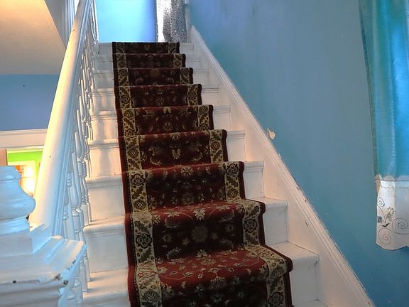 3rd image of 81 Pilgrim Ave