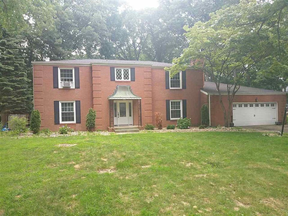 1st image of 54570 Whispering Oak Dr