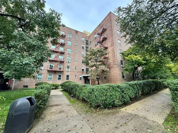 147-37 38 Avenue #16C, Flushing, NY 11354