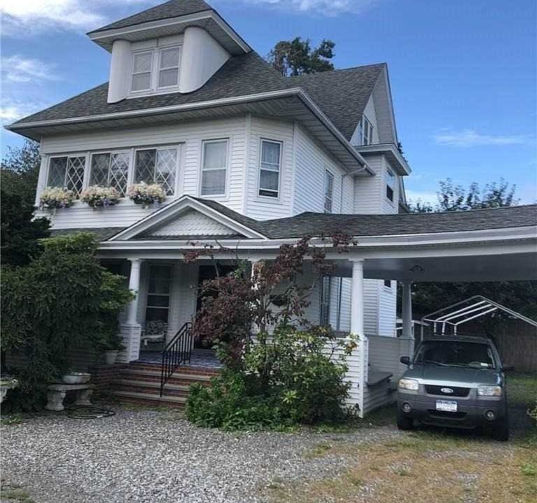 1st image of 36 S Bergen Pl