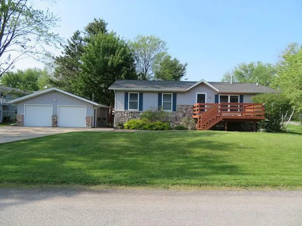 414 KIRKWOOD STREET, Hatley, WI 54440
