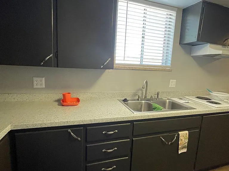 Harvin Apartments — Photo 51