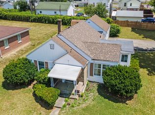 3208 Eastbrook Dr, Fort Wayne, IN 46805