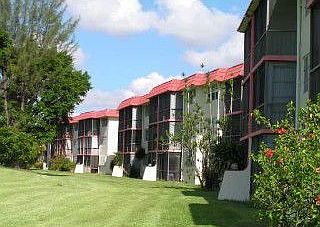 1st image of 9520 S Hollybrook Lake Dr APT 103