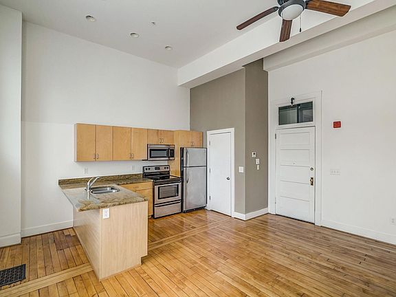 4th image of 145 E Wythe St