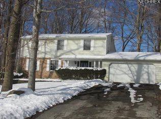 210 Chapel Ln, Canfield, OH