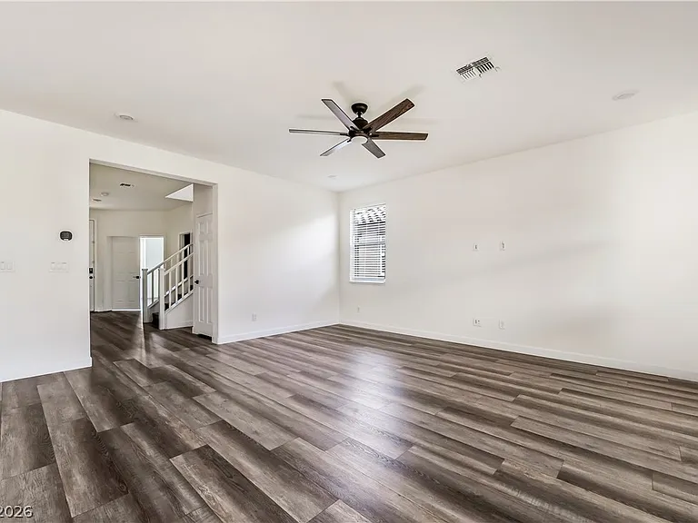 7547 Mojave Wind Ave — Photo 5