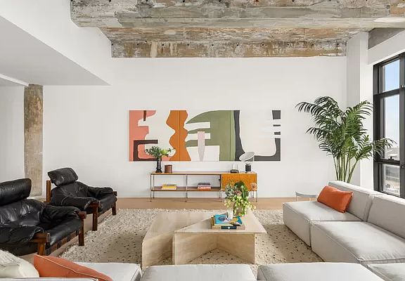 2nd image of 160 Imlay St #3D5